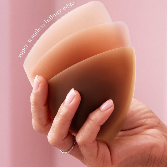 CAKES_triangles_infinity_edge_2000x2667copy_1a9ff230-f752-4275-b891-07aabb047f65.jpg CAKES_triangles_infinity_edge_2000x2667copy_1a9ff230-f752-4275-b891-07aabb047f65.jpg