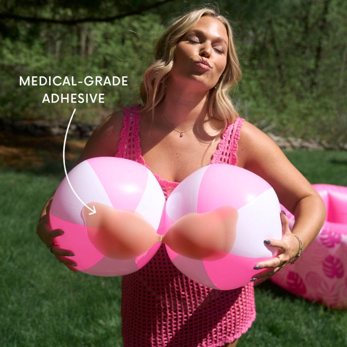 pdp_cakes-with-cleavage_honey_OG_alt04.jpg pdp_cakes-with-cleavage_honey_OG_alt04.jpg